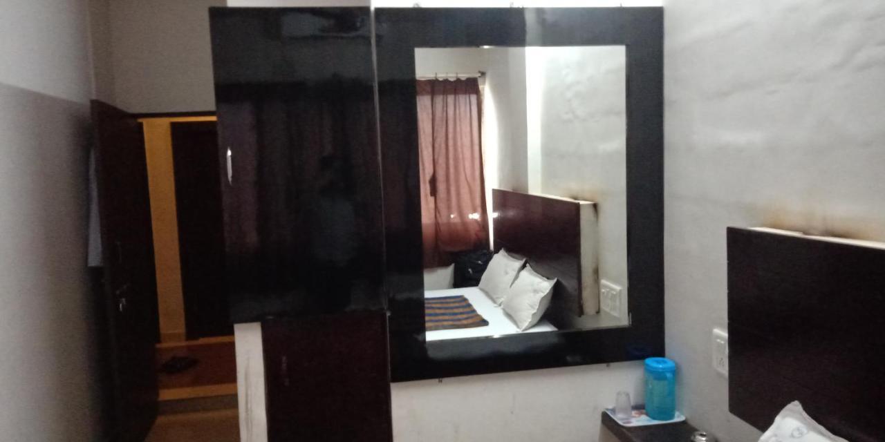 Nilraj Lodge Ratnāgiri Zewnętrze zdjęcie